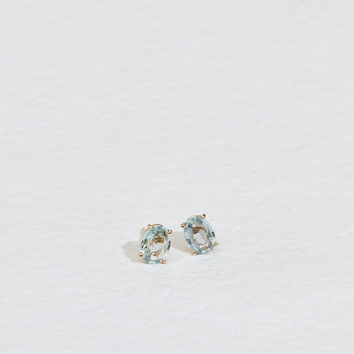 NY発！Dome Stud Earrings ピアス【Shapes Studio】国内配送 大注目ブランド！【Shapes Studio】ノットフープピアス -2色