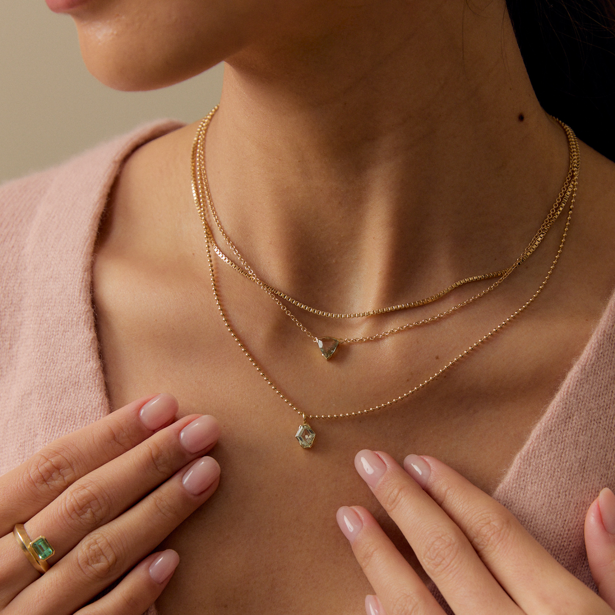 JP PARTIAL BEZEL SET GREEN SAPPHIRE NECKLACE | Jane Pope Jewelry